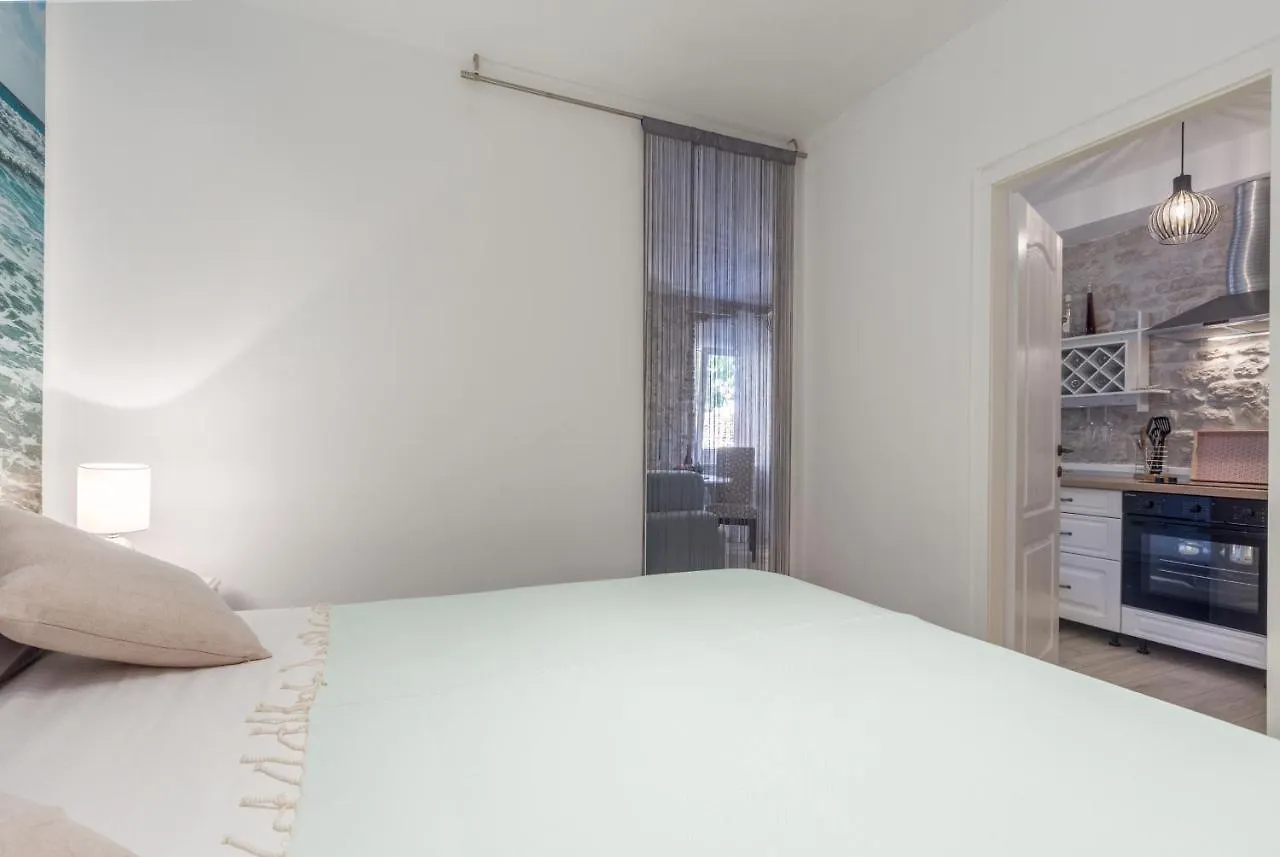 Apartment George Ровинь